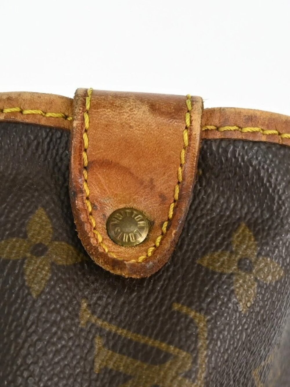 LOUIS VUITTON SAUMUR 35 SHOULDER BAG MONOGRAM - Picture 6 of 16